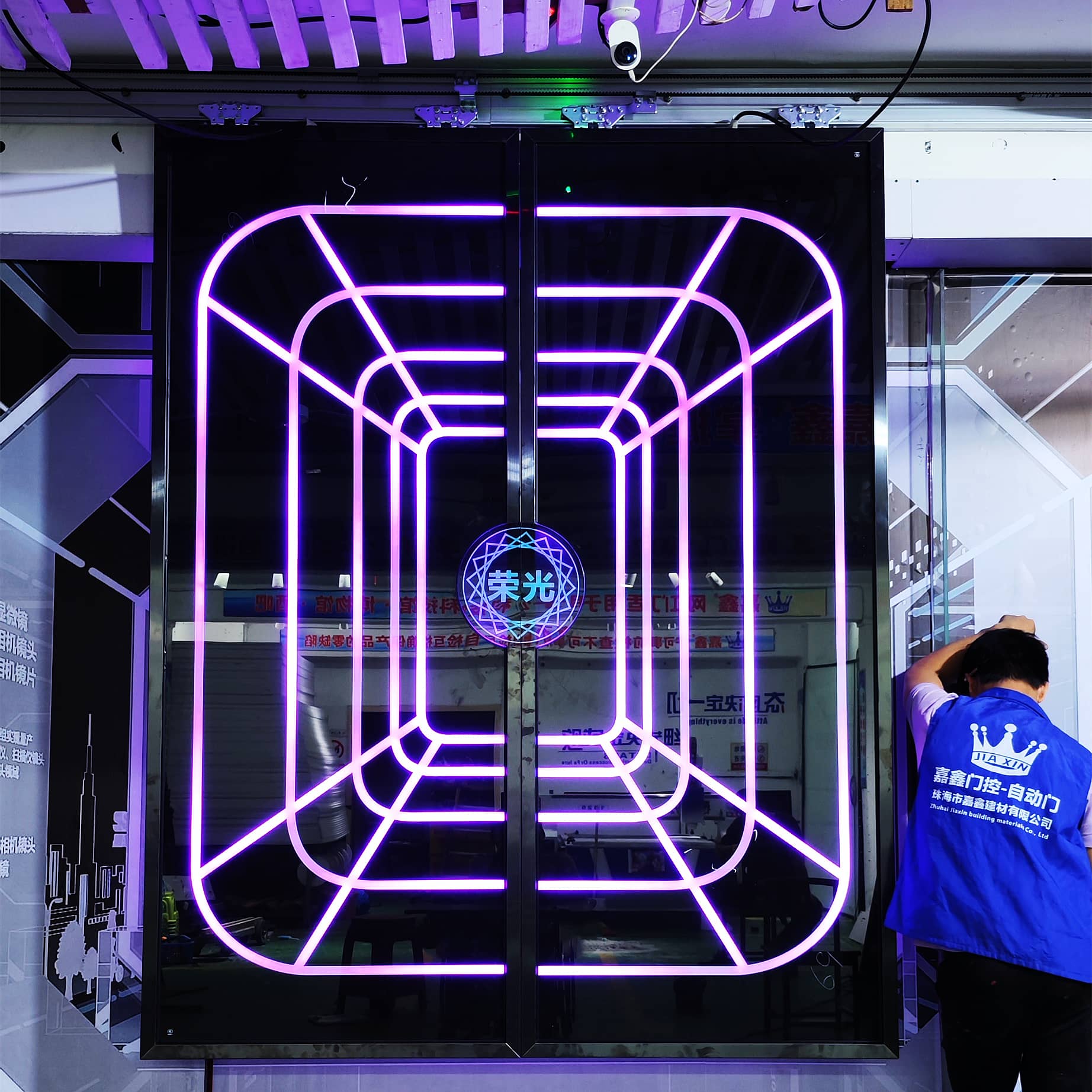 电竞馆科技门 掌纹门 高科技移门