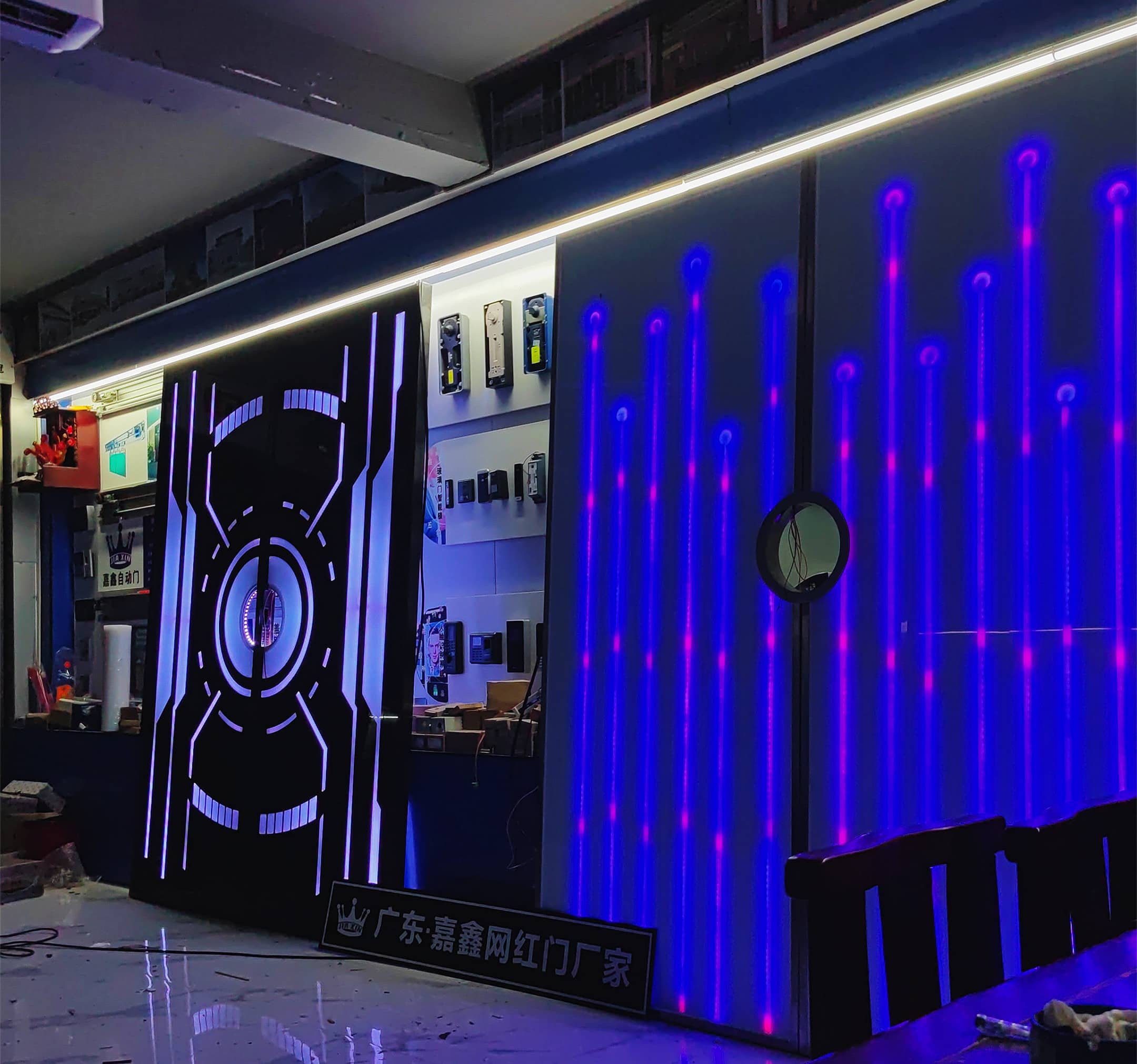 定制酒吧网红门